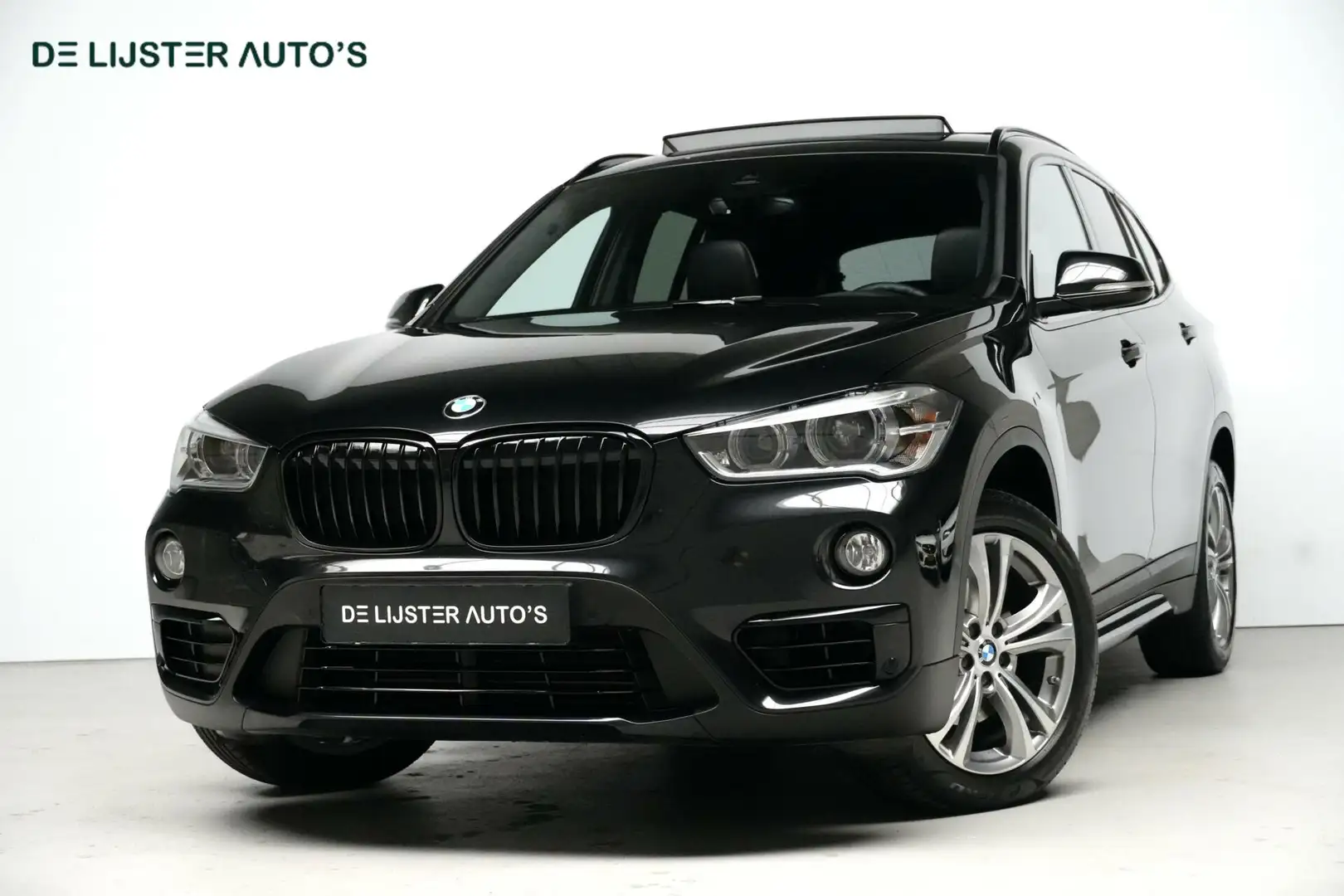 BMW X1 sDrive18i Sport Line Automaat 140 PK Facelift |Pan Noir - 1