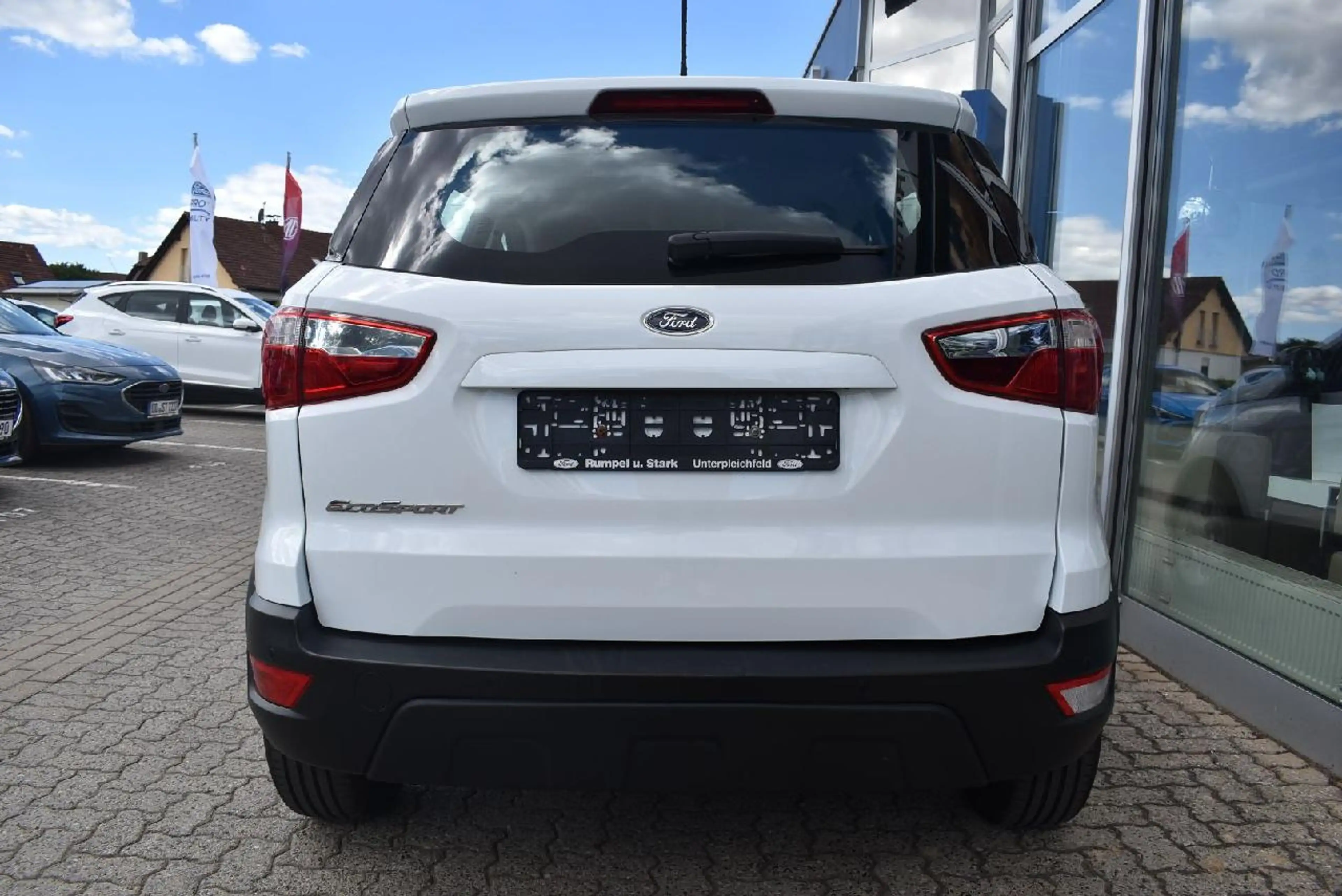 Ford EcoSport Cool & Connect — photo 5