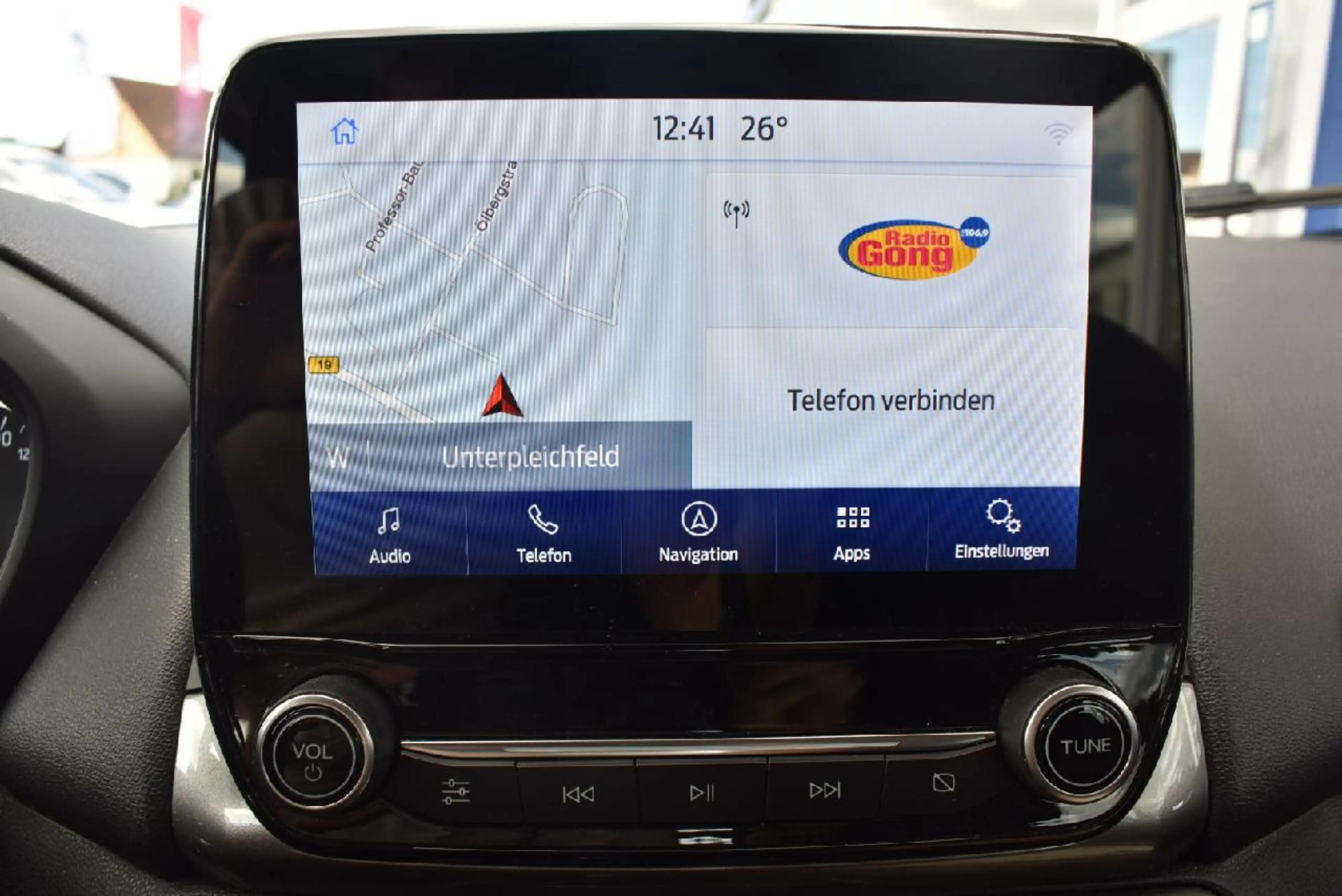 Ford EcoSport Cool & Connect — photo 11