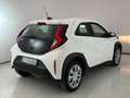 Toyota Aygo X 1.0  Active PREZZO REALE - OK NEOPATENTATI Weiß - thumbnail 6
