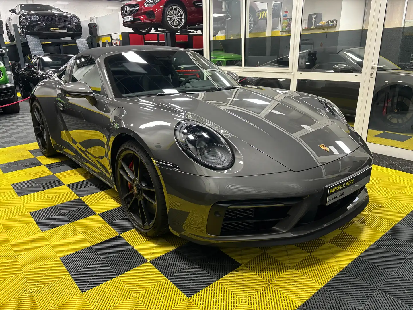 Porsche 992 911 Carrera TARGA 3.0i 480 PDK GTS bose lift Grau - 1
