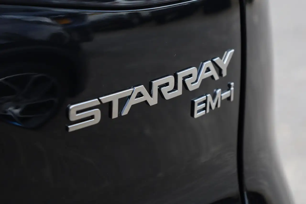 Geely Starray EM-i 2026 — фото 6
