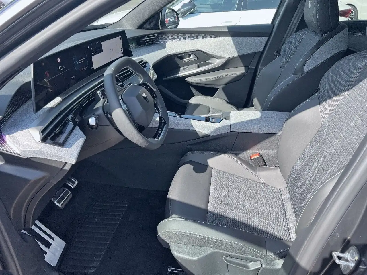 Peugeot 5008 2026 — фото 12