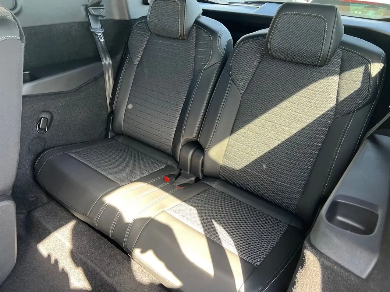 Peugeot 5008 2026 — фото 14