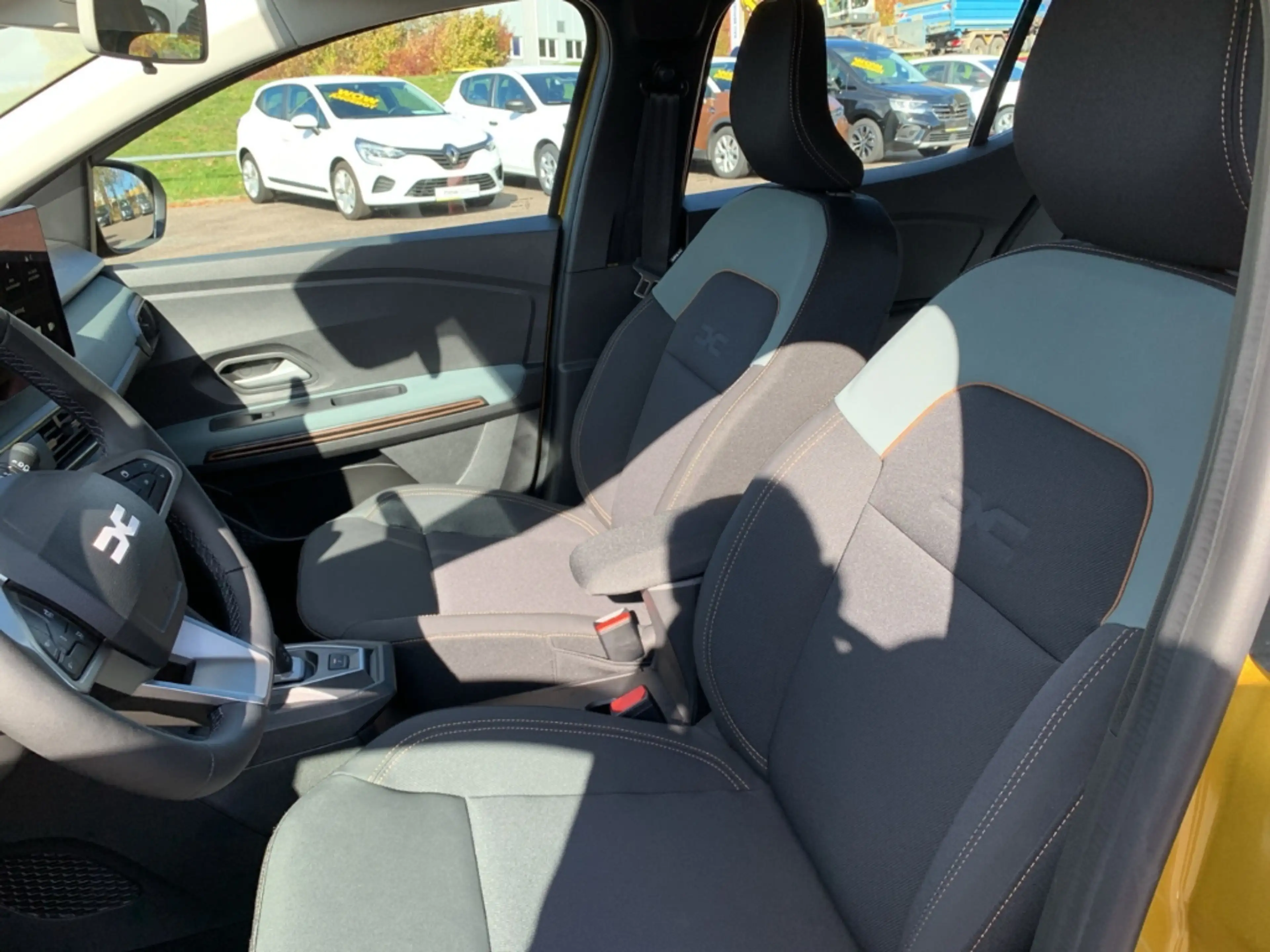 Dacia Sandero STEPWAY EXTREME HYBRID 155 Stepway Extreme KLIMA+P — photo 9