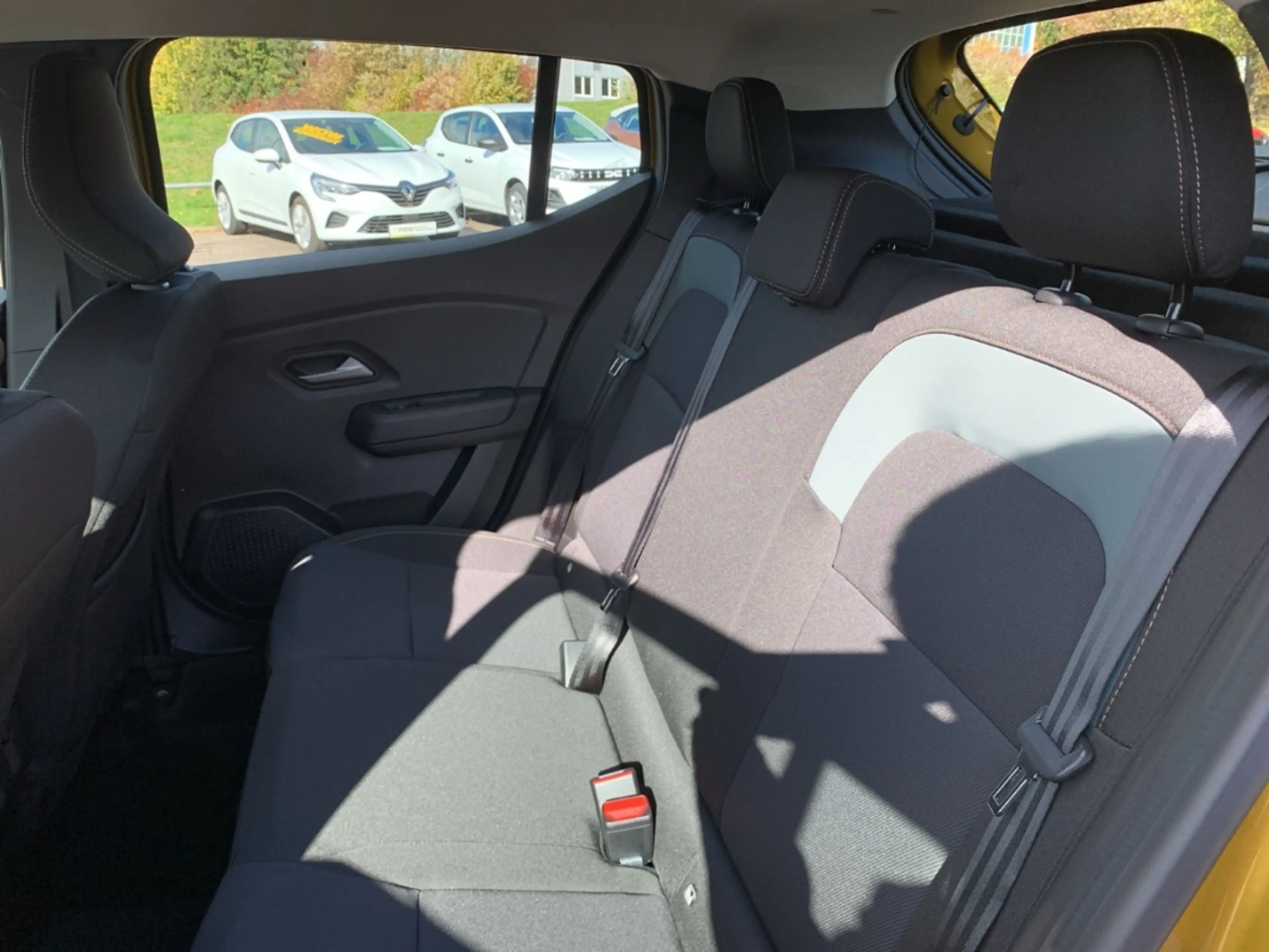 Dacia Sandero STEPWAY EXTREME HYBRID 155 Stepway Extreme KLIMA+P — photo 11