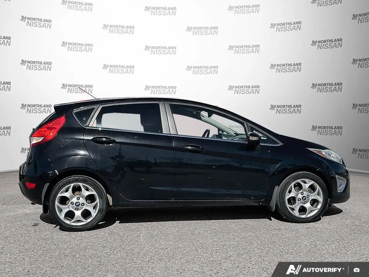 Ford Fiesta снимка Ford Fiesta