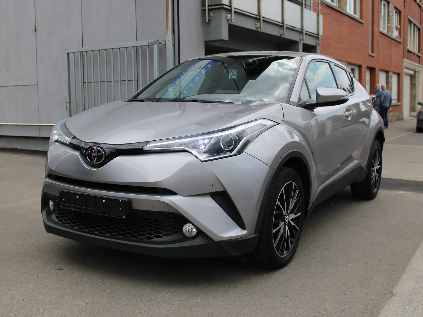 Toyota C-HR 1.2 Turbo+CUIR+GPS+CAMERA+SIEGES CHAUFANTS Beige - 1