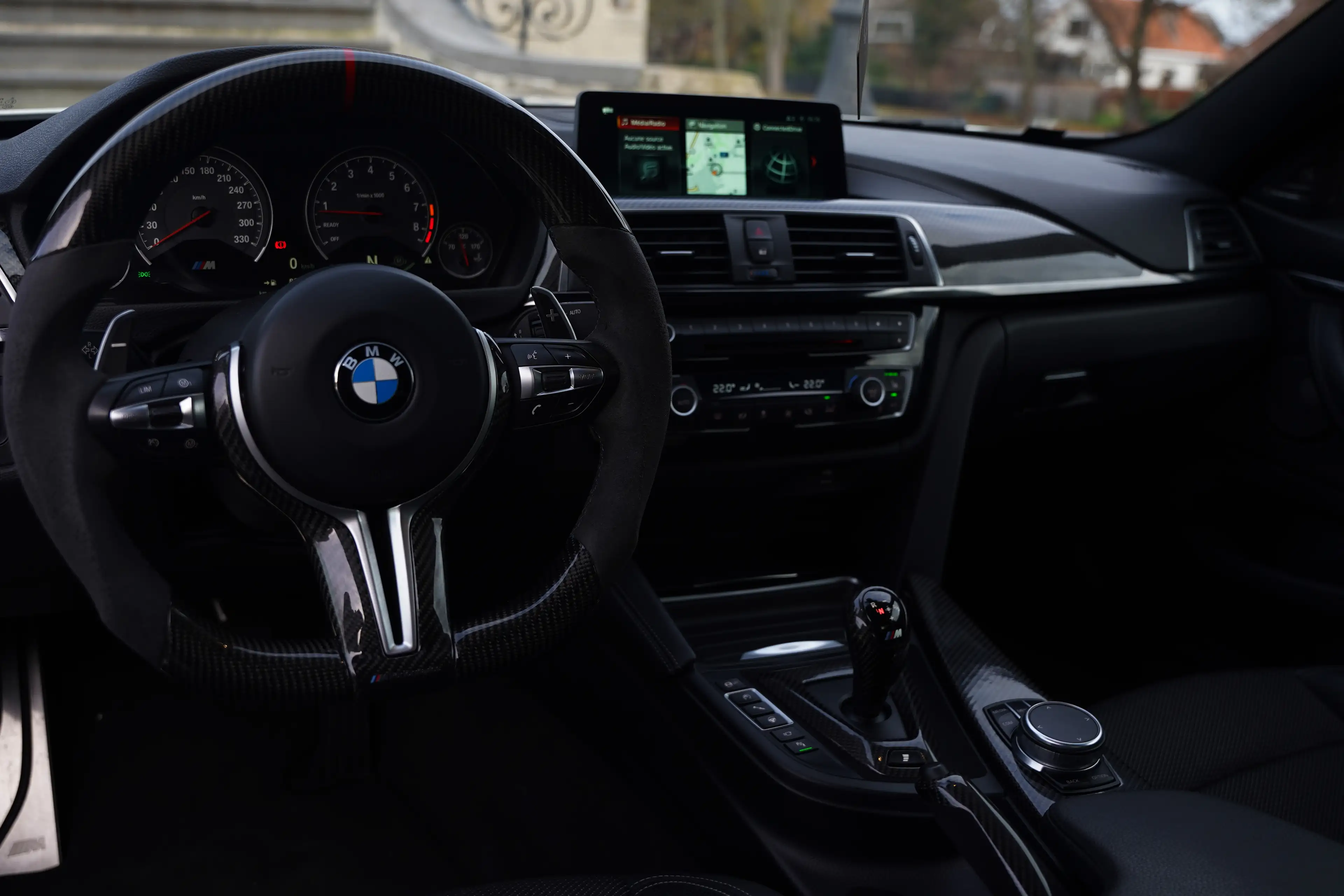 BMW M4 COMPETITION*PACK CARBON*HARMAN KARDON*HUD*SHADOW LINE — photo 13