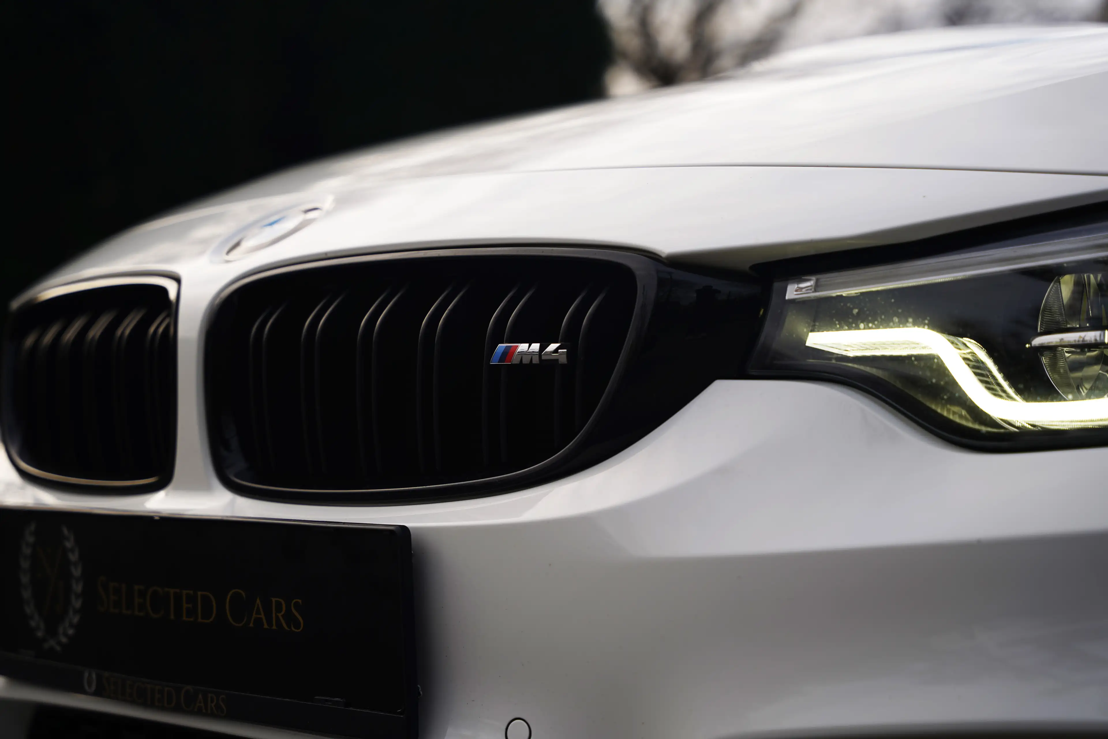 BMW M4 COMPETITION*PACK CARBON*HARMAN KARDON*HUD*SHADOW LINE — photo 8