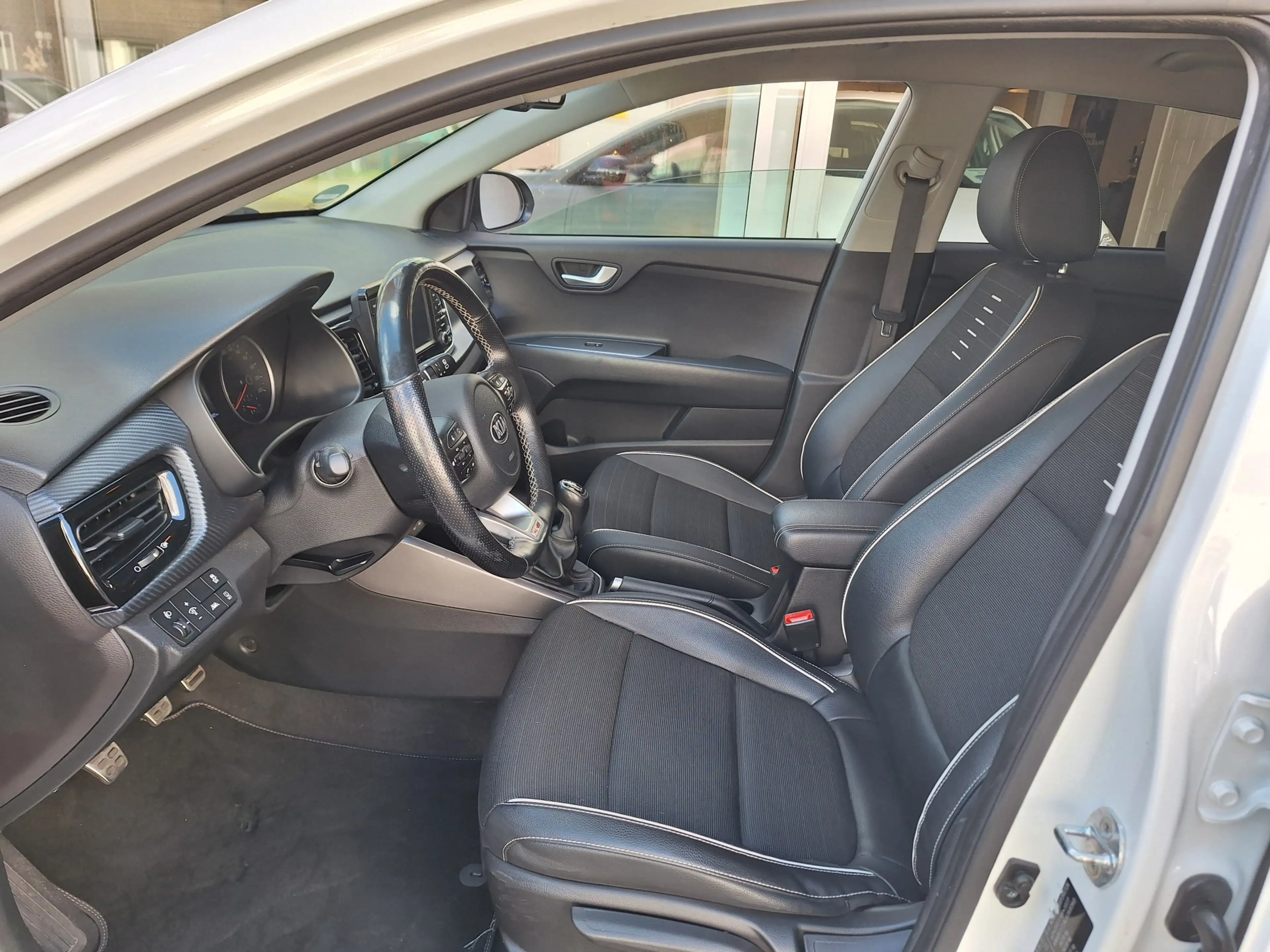 Kia Rio 1.0 TGDI GT-Line /Camera/Navi/Apple/Android/1e Eig — photo 14