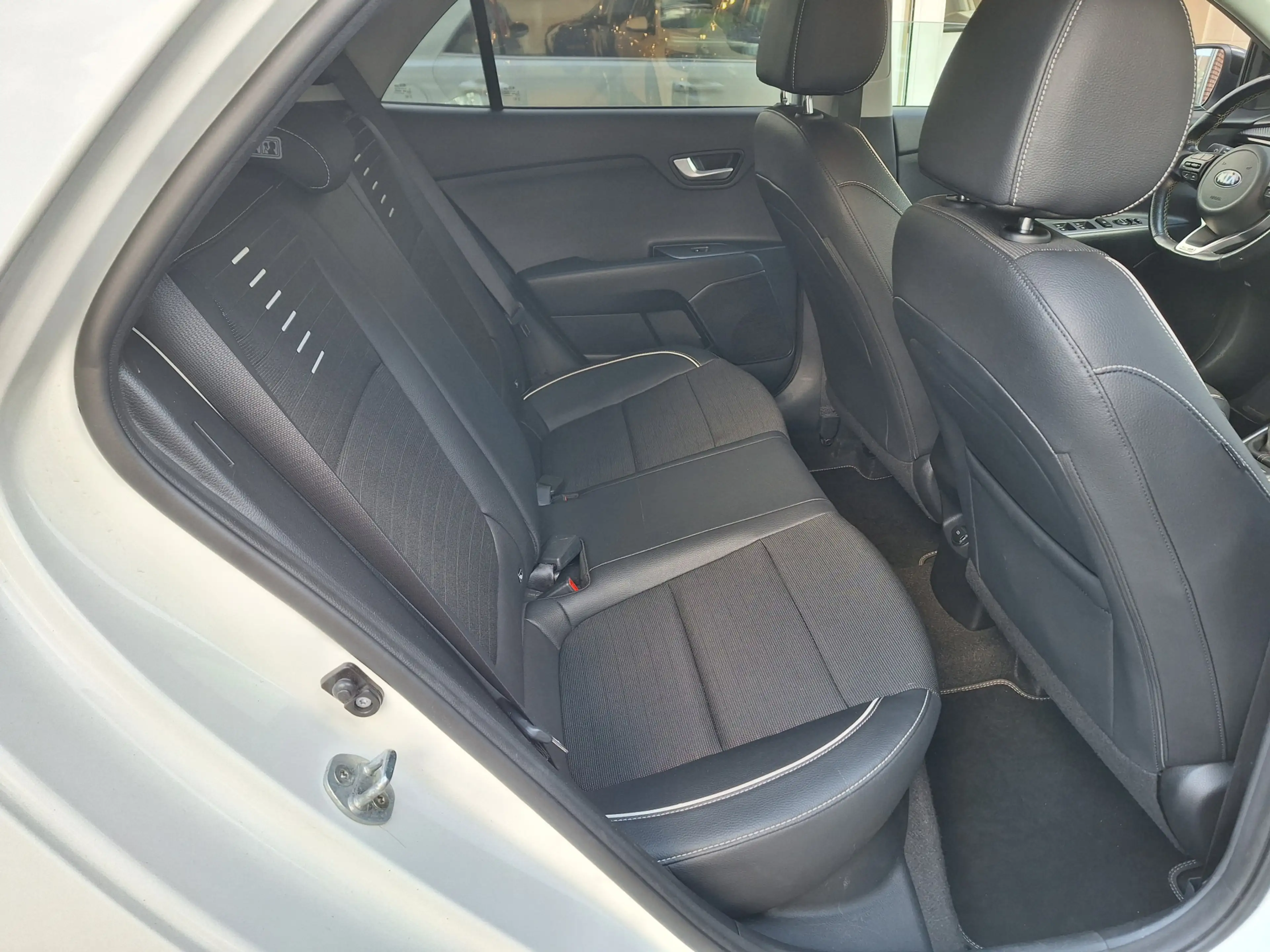 Kia Rio 1.0 TGDI GT-Line /Camera/Navi/Apple/Android/1e Eig — photo 36