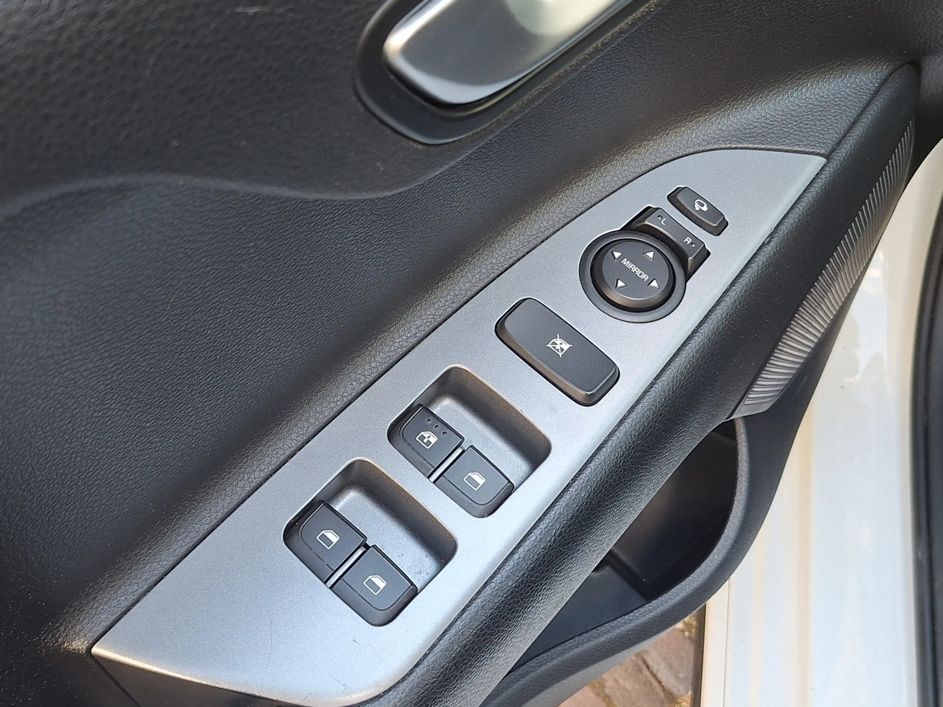 Kia Rio 1.0 TGDI GT-Line /Camera/Navi/Apple/Android/1e Eig — photo 33