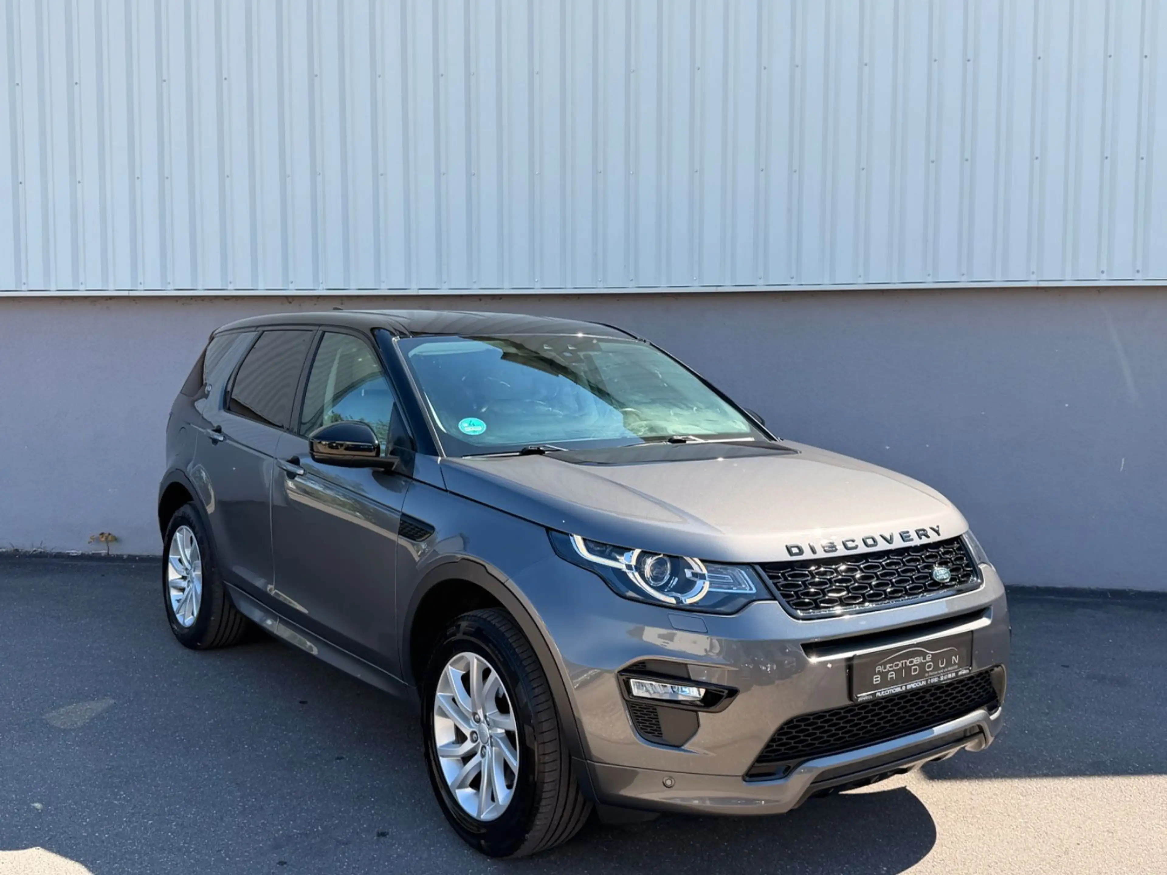 Land Rover Discovery Sport SE AWD — photo 6
