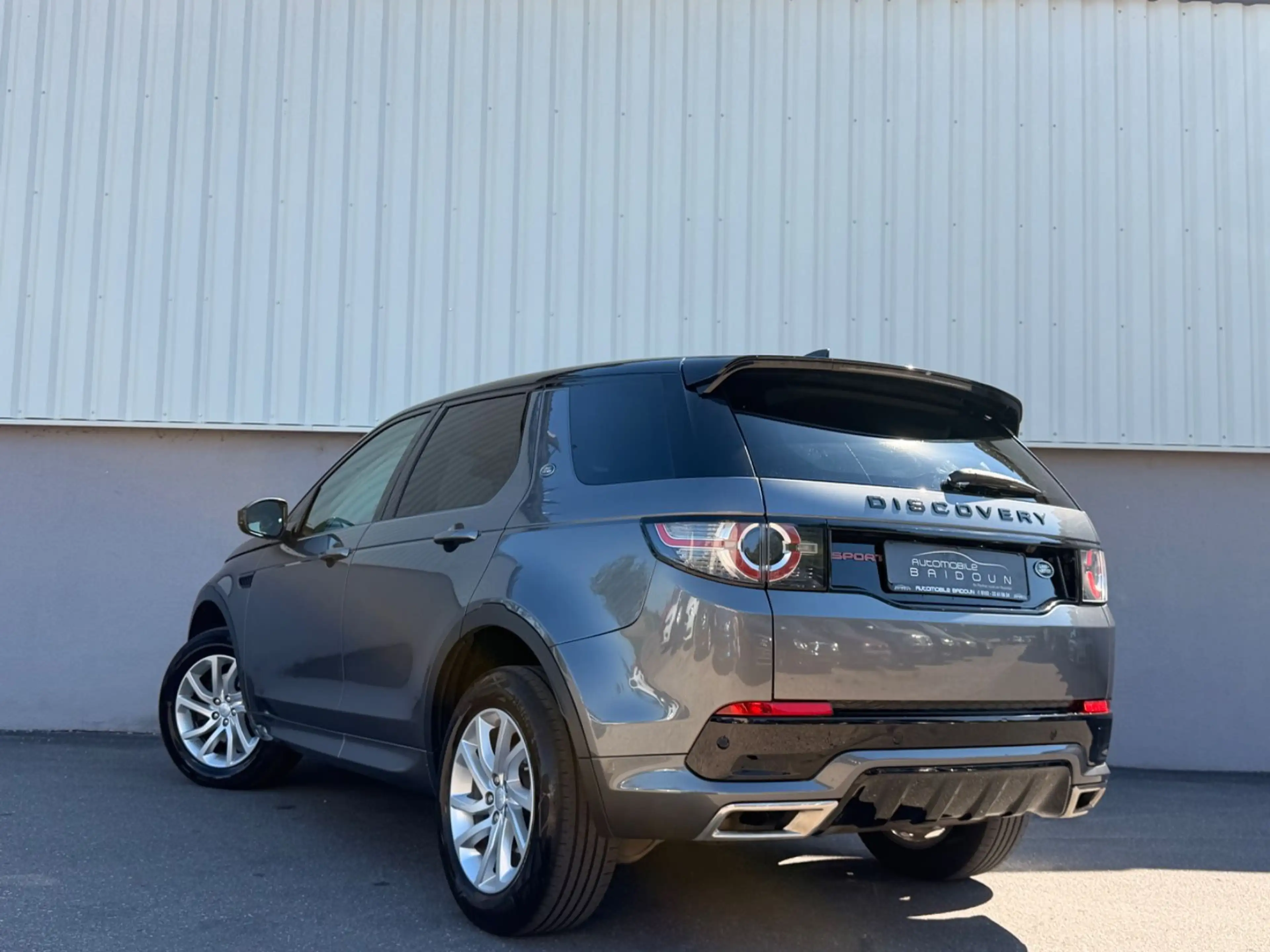 Land Rover Discovery Sport SE AWD — photo 7