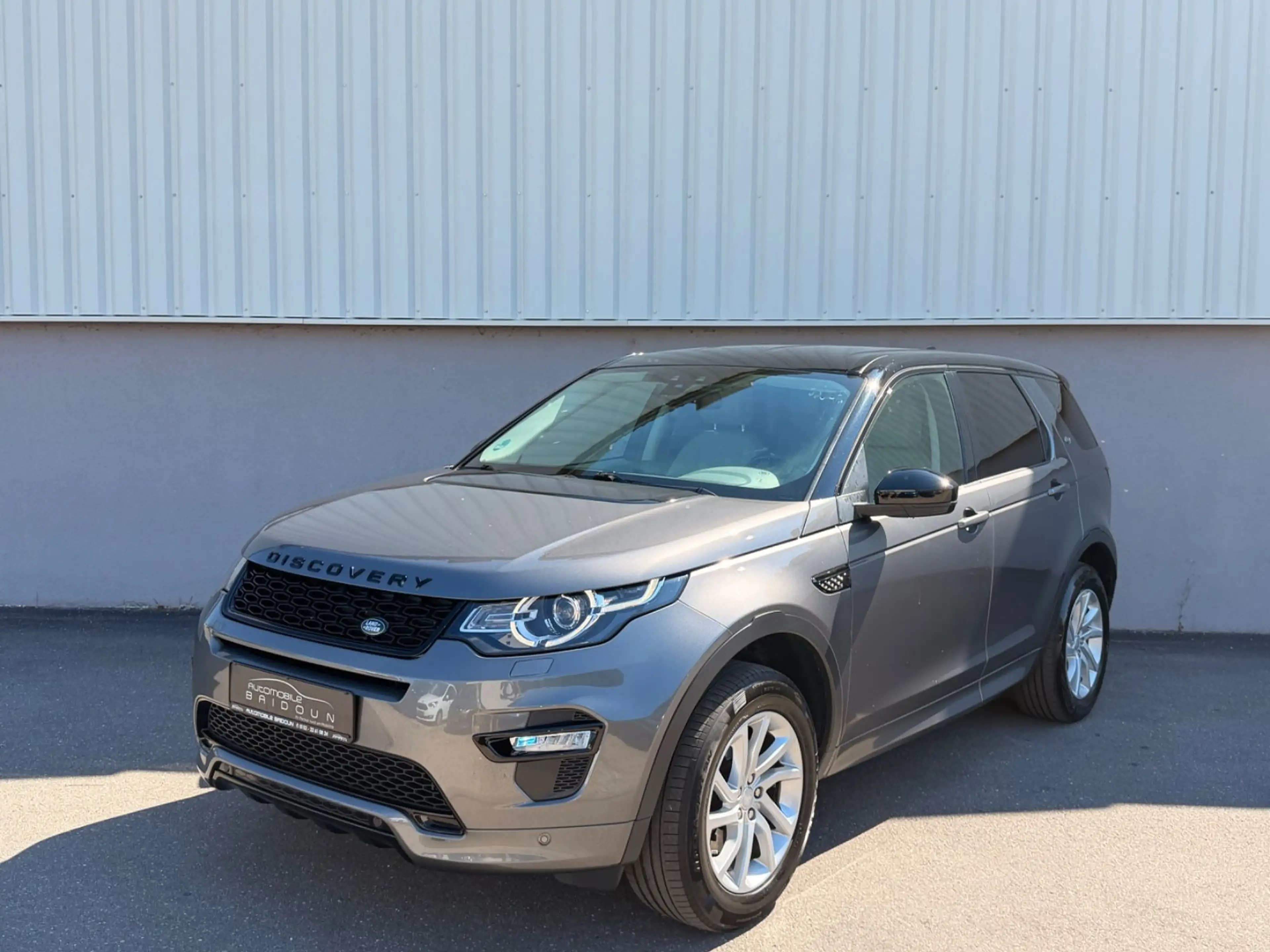 Land Rover Discovery Sport SE AWD — photo 5