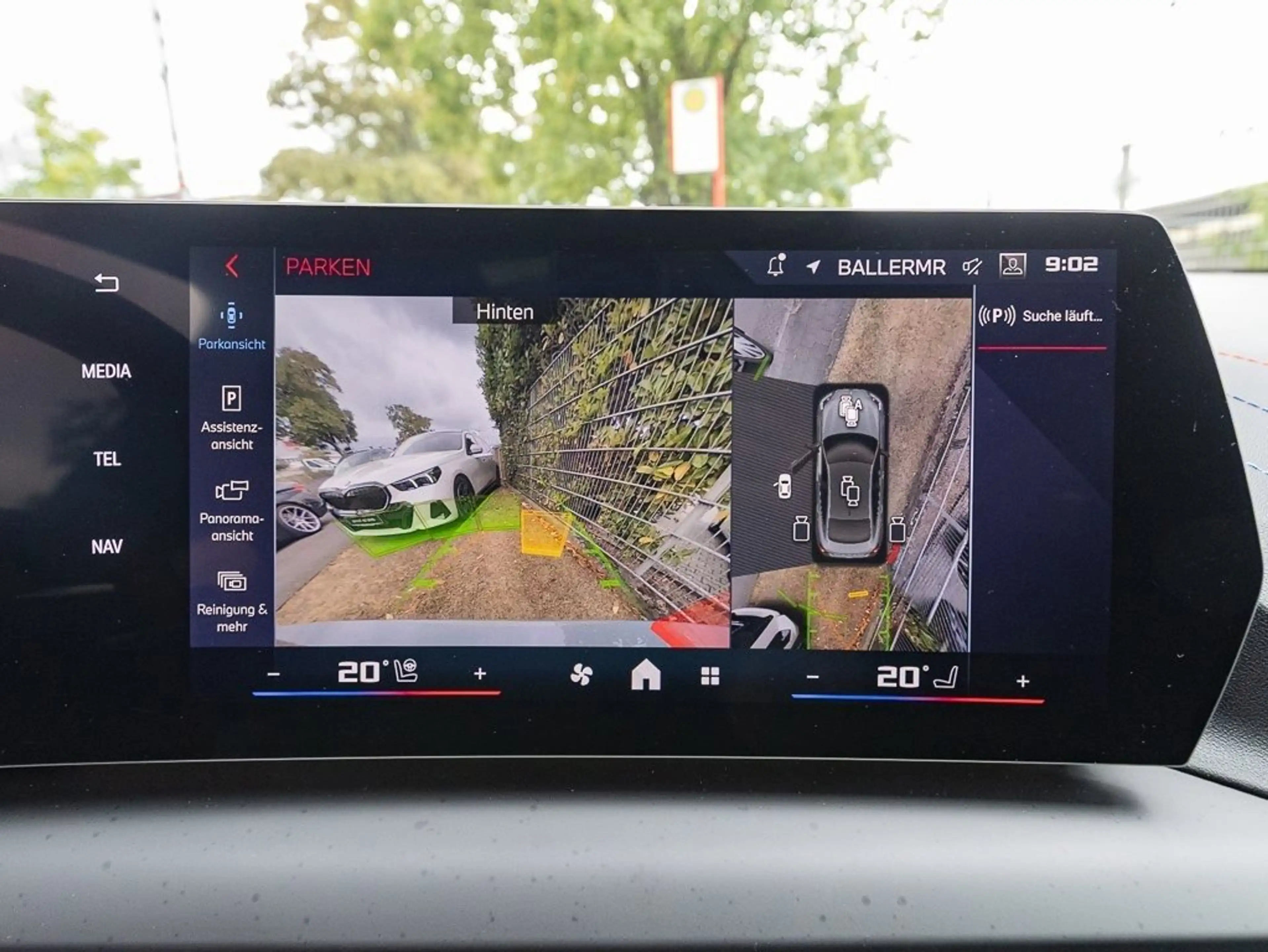 BMW 235 M235 xDrive M Sport HUD PANO ACC RFK NAVI LED — photo 8