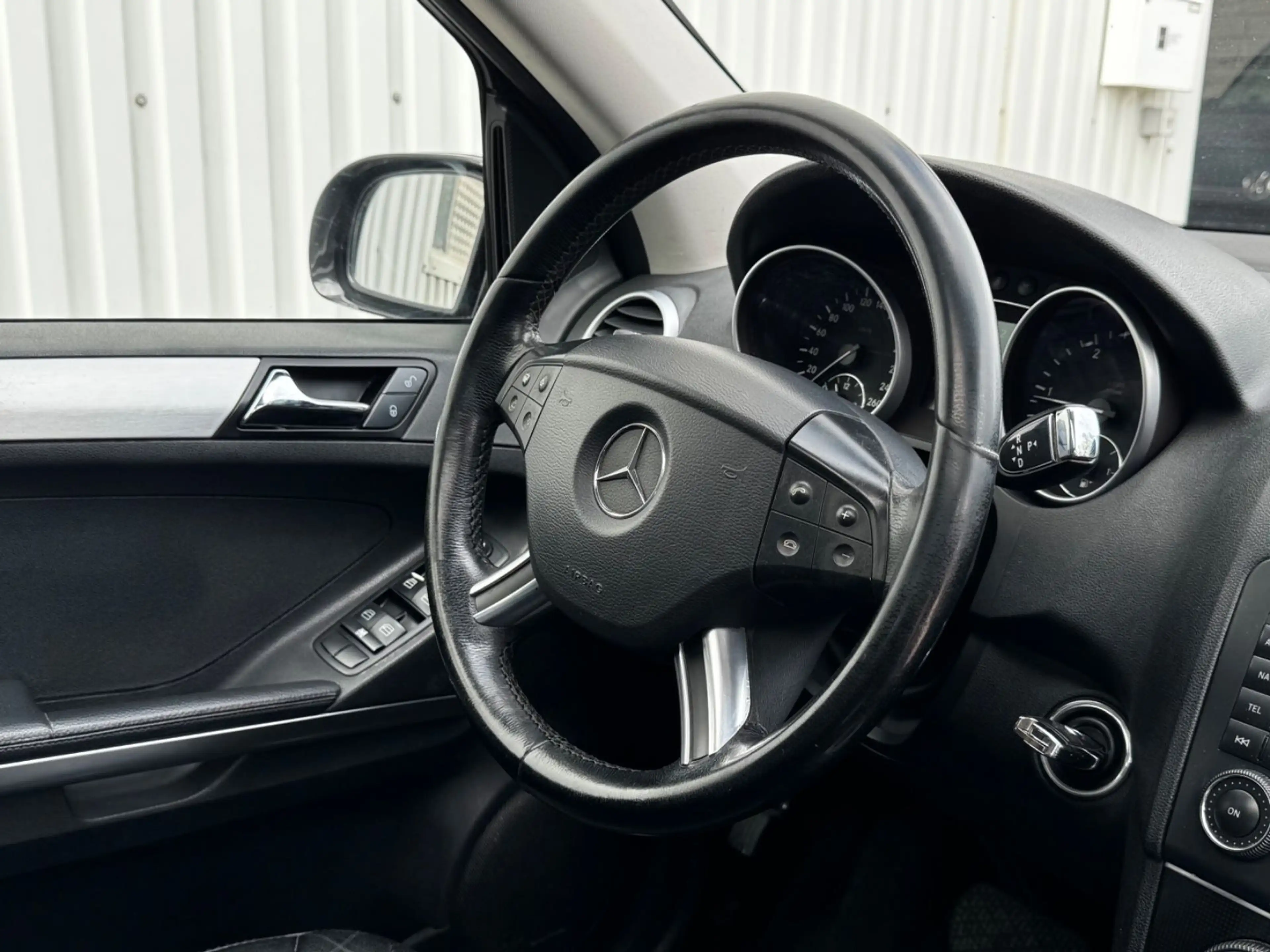Mercedes-Benz ML 320 CDI 4Matic AMG Line H&K AHK Schiebedach — photo 17