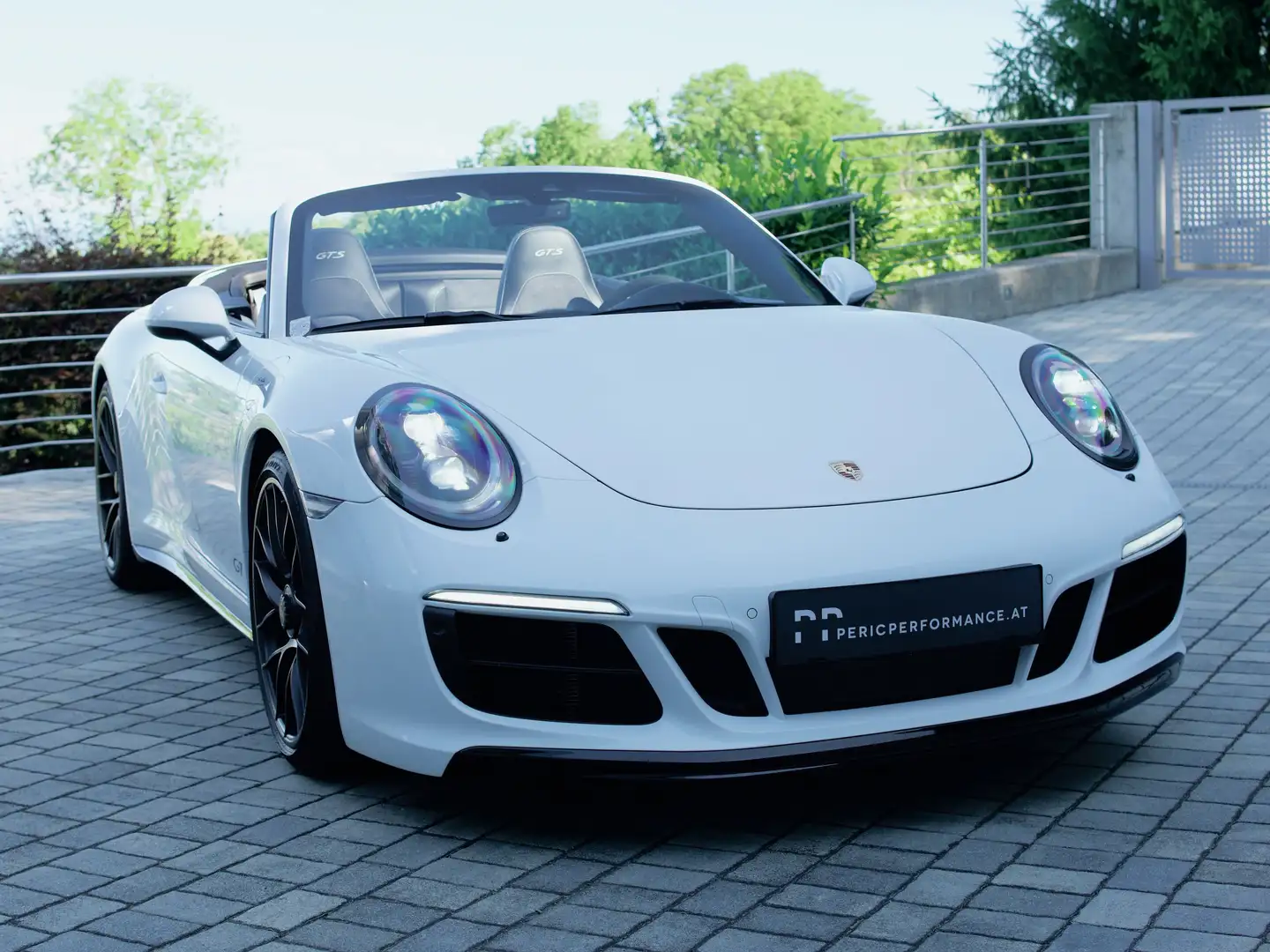 Porsche 911 911 Carrera 4 GTS 991.2 | Approved, Top-Zustand Weiß - 1