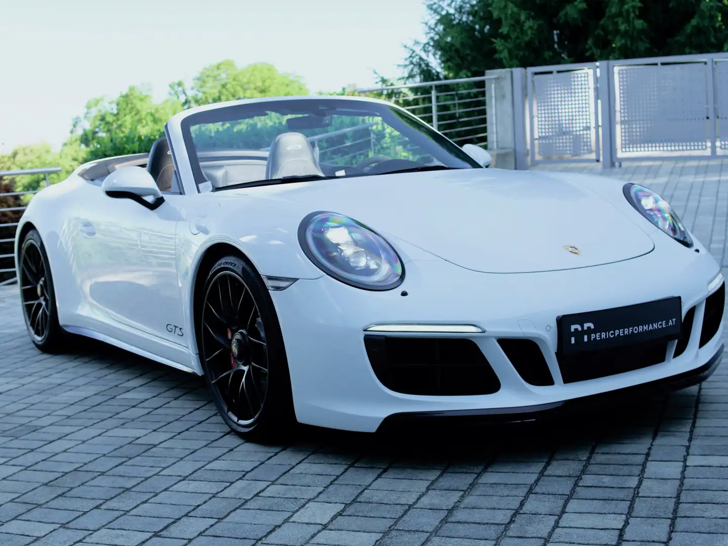 Porsche 911 911 Carrera 4 GTS 991.2 | Approved, Top-Zustand Weiß - 2