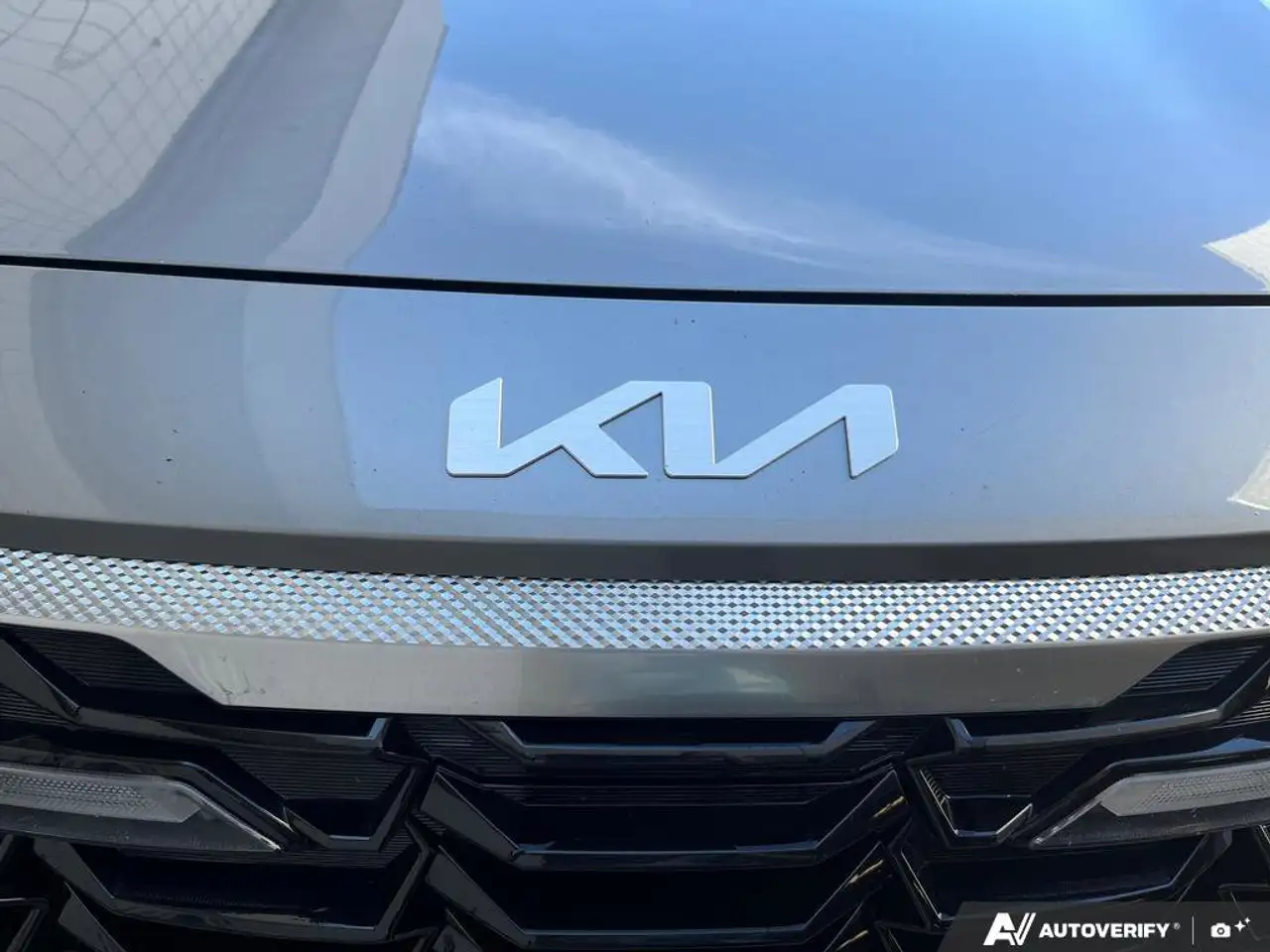 Kia Seltos снимка Kia Seltos