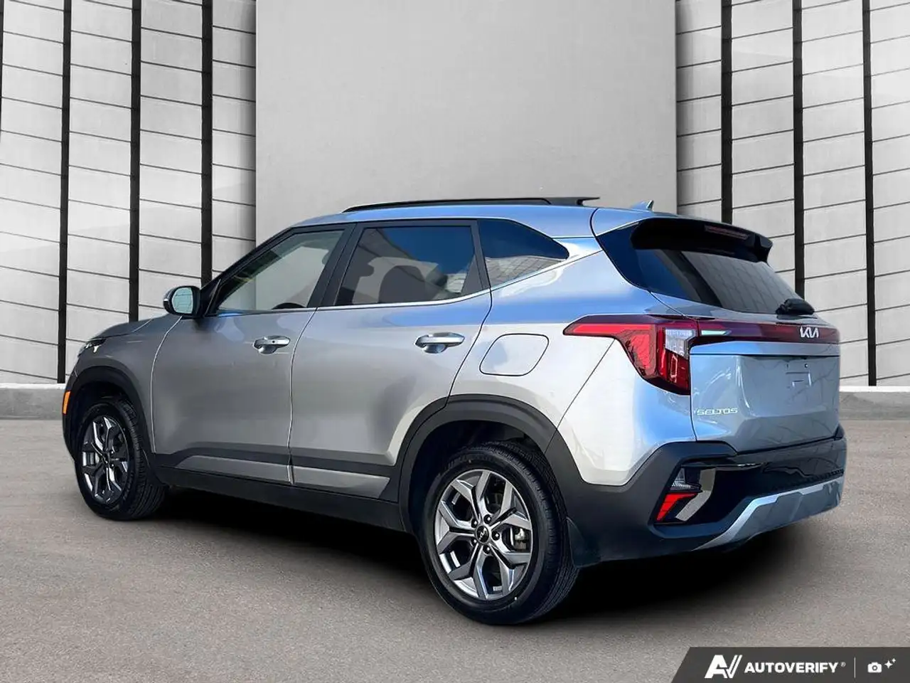 Kia Seltos снимка Kia Seltos