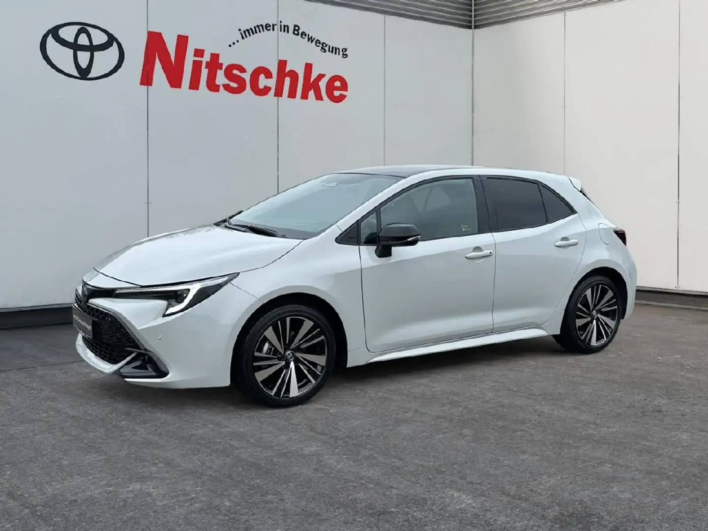 Toyota Corolla 1,8 Hybrid Teamplayer Grau - 1