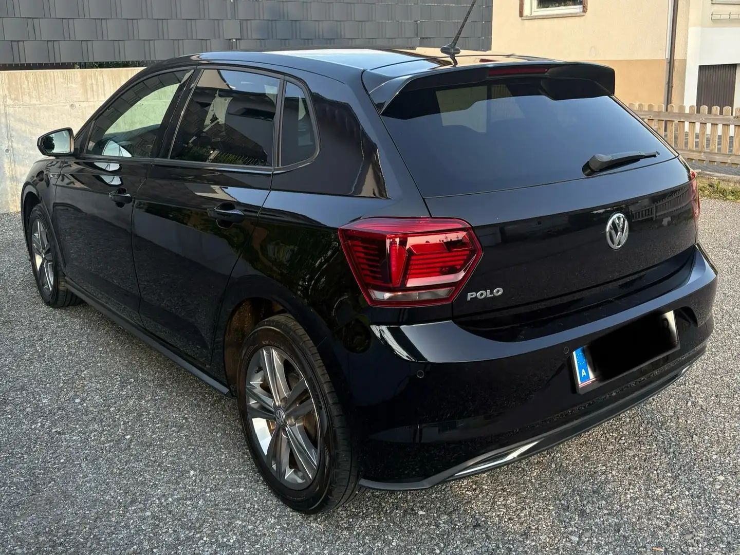 Volkswagen Polo Polo 1,0 Highline TSI DSG R-Line Schwarz - 2