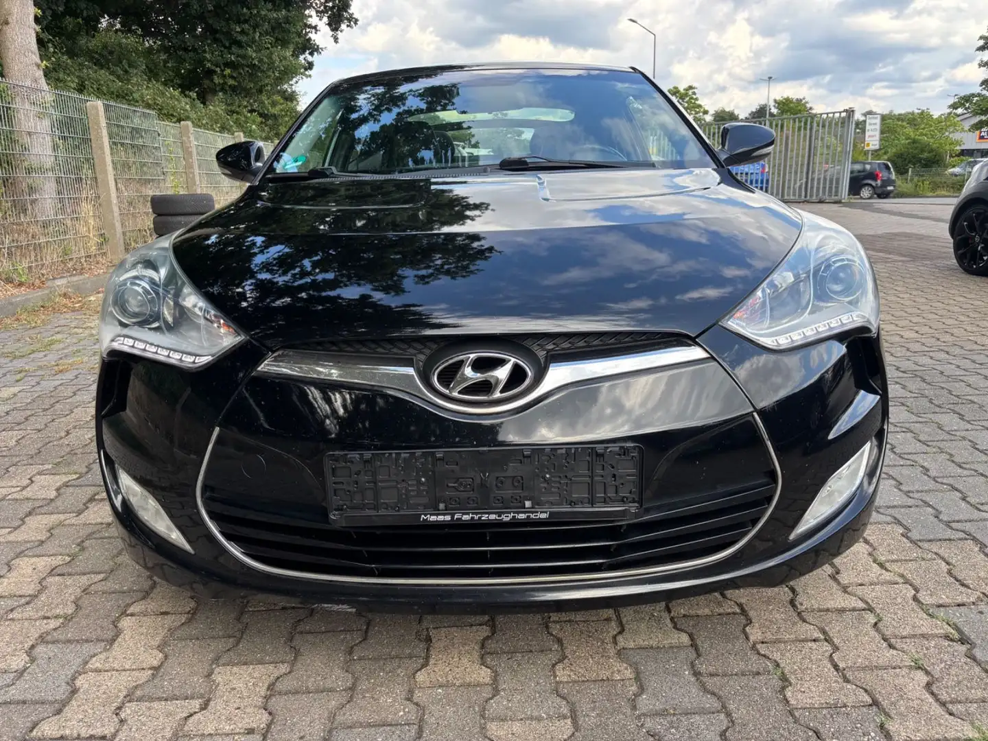 Hyundai VELOSTER Premium*Automatik* Schwarz - 2