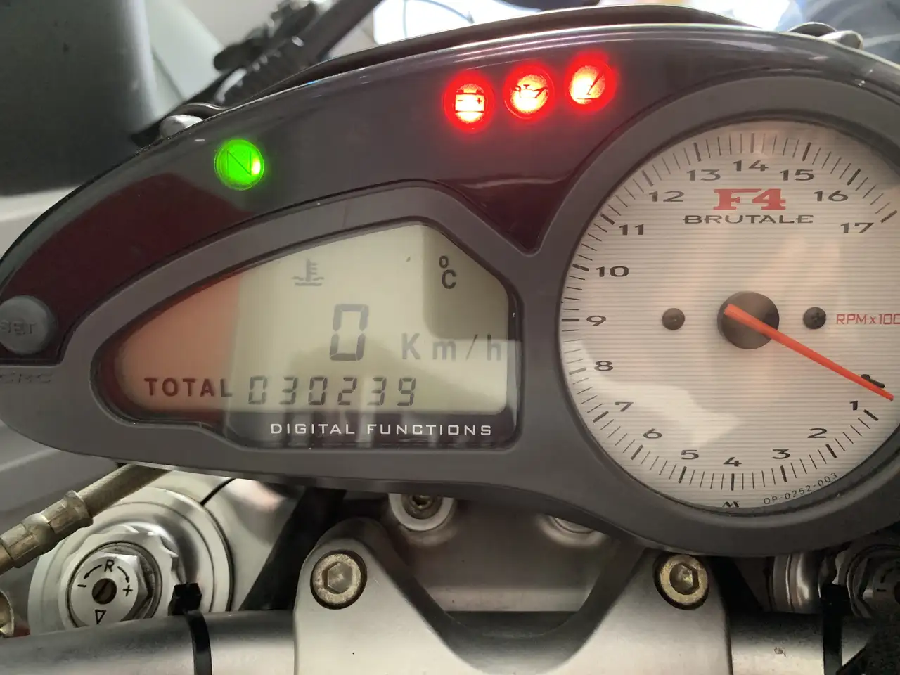 MV Agusta Brutale 750