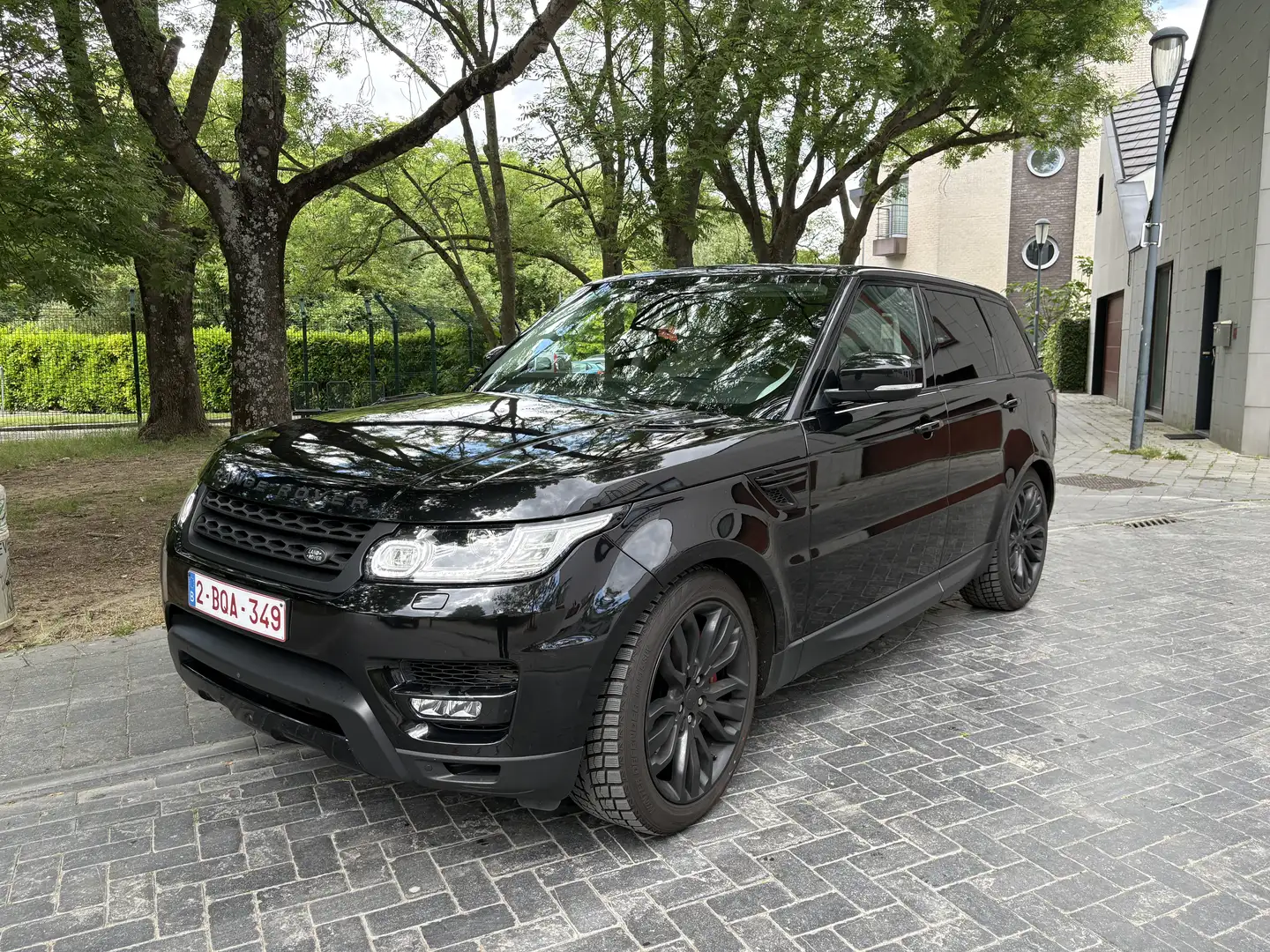 Land Rover Range Rover Sport 3.0 TDV6 Urban Series HSE Dynamic AUTOBIOGRAPHY Noir - 1