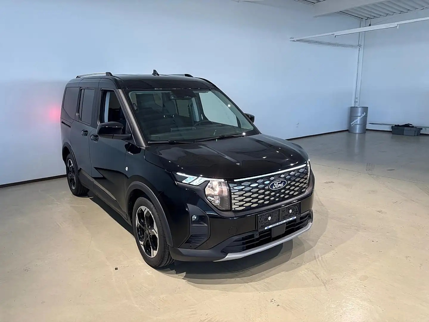 Ford Tourneo Courier E-Tourneo Courier Active Schwarz - 1