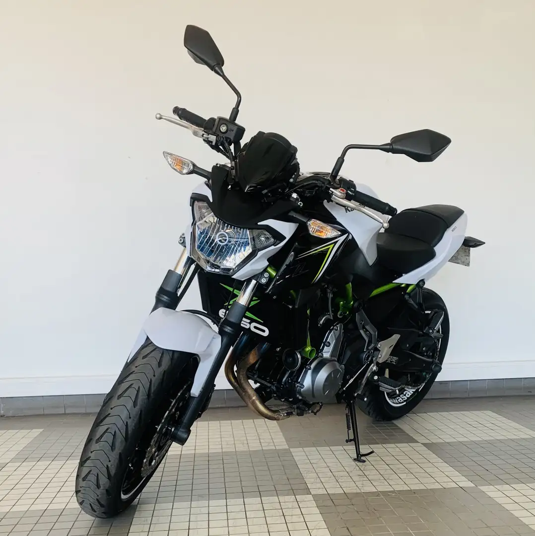 Kawasaki Z 650 Blanc - 2