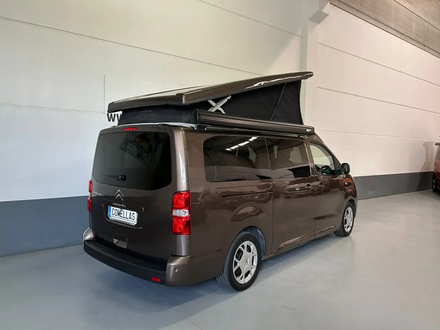 Citroen Spacetourer Talla XL BlueHDi 110KW (150cv) S&S Feel Marrón - 2