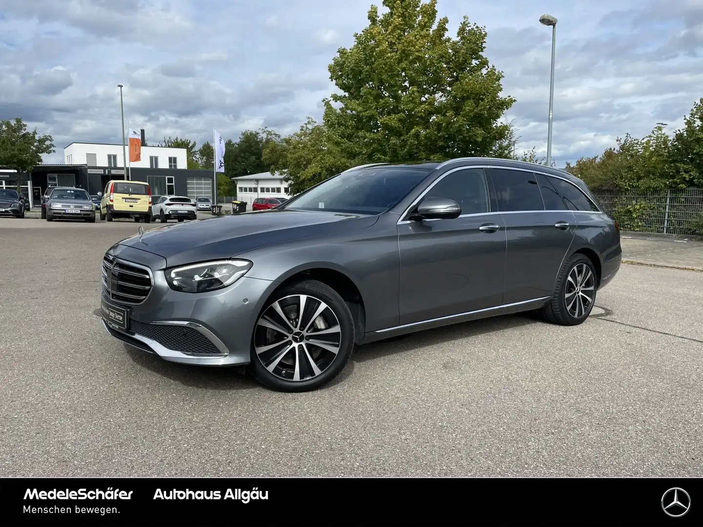 Mercedes-Benz E 300 E 300 de T 4M Dist Pano Sitzklim Memo Keyl Burme Gris - 2