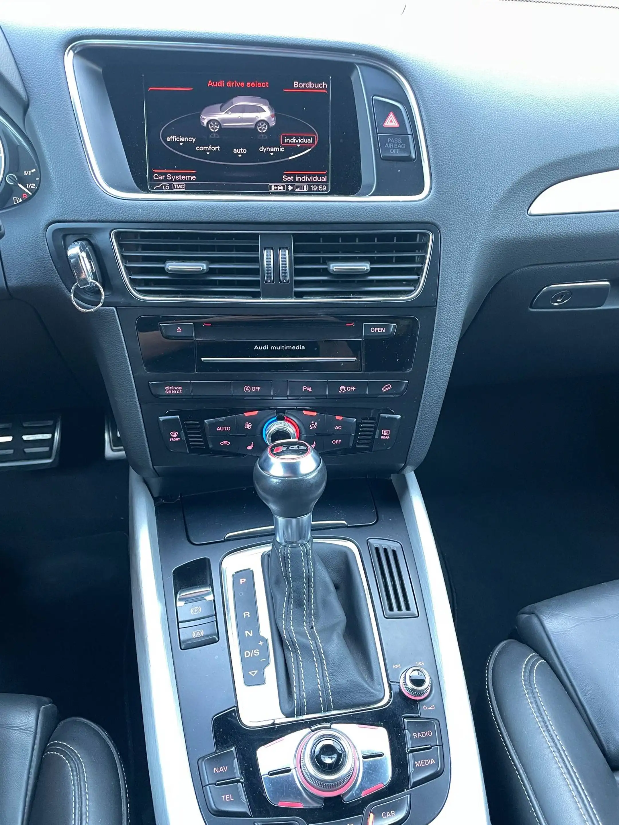Audi SQ5 3.0 TDI quattro — photo 7