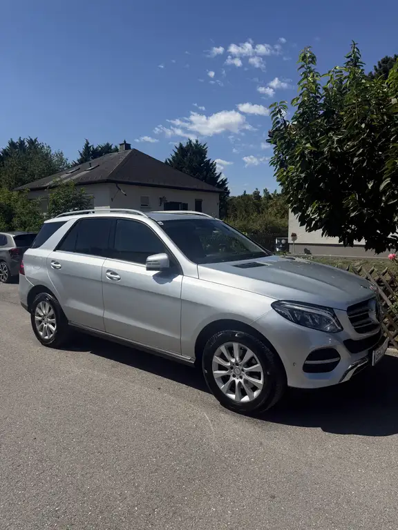 Mercedes-Benz GLE 250 2017 из Европы — купить под ключ