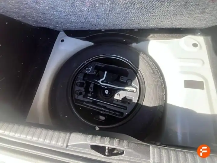 Citroën C3 1.2 PureTech Shine 2018, foto 24