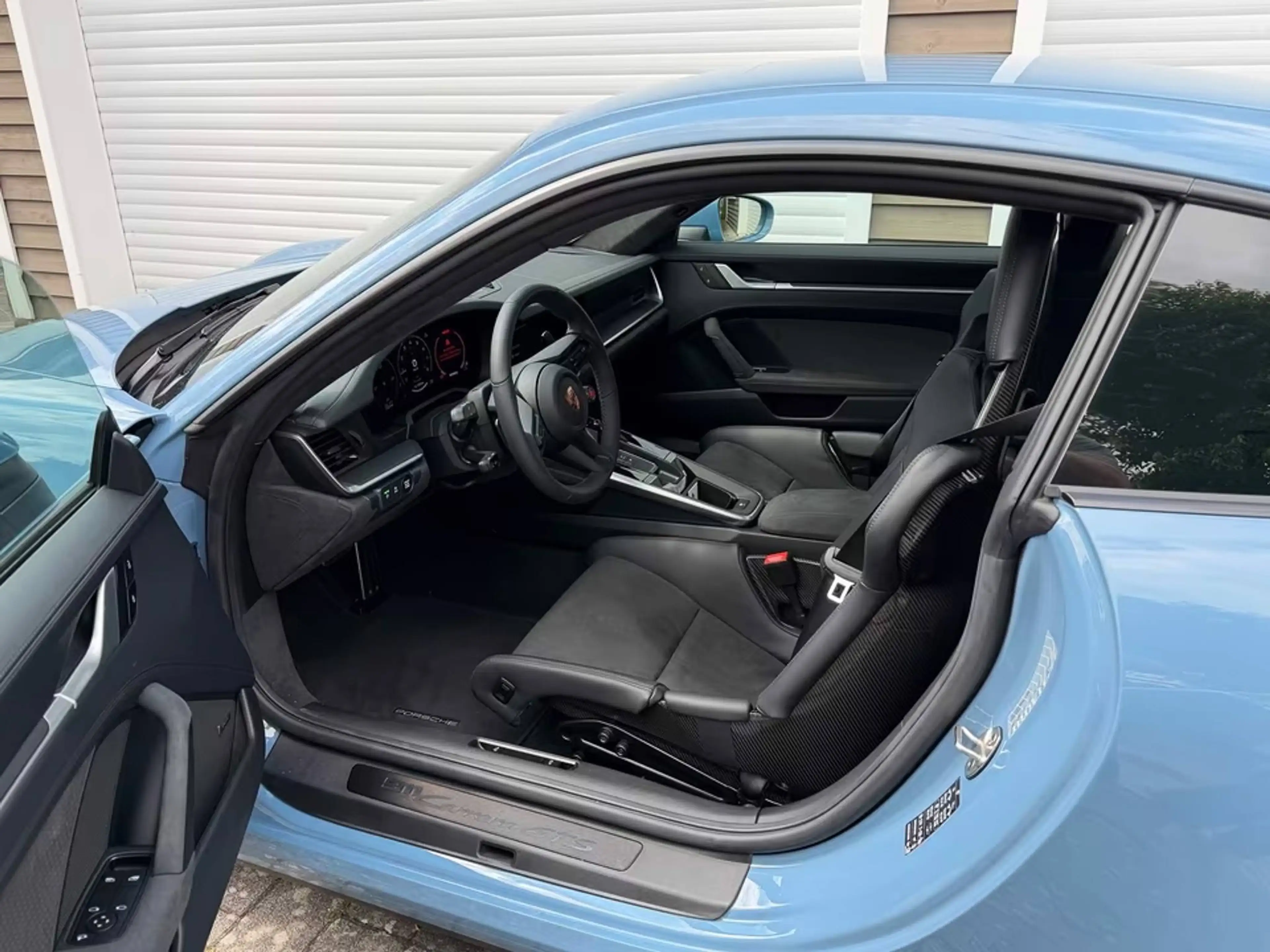 Porsche 992 911 Carrera GTS PDK — photo 4