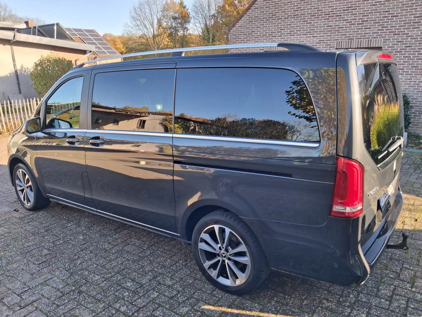 Mercedes-Benz V 250 V 250 d lang 4Matic Avantgarde Noir - 2