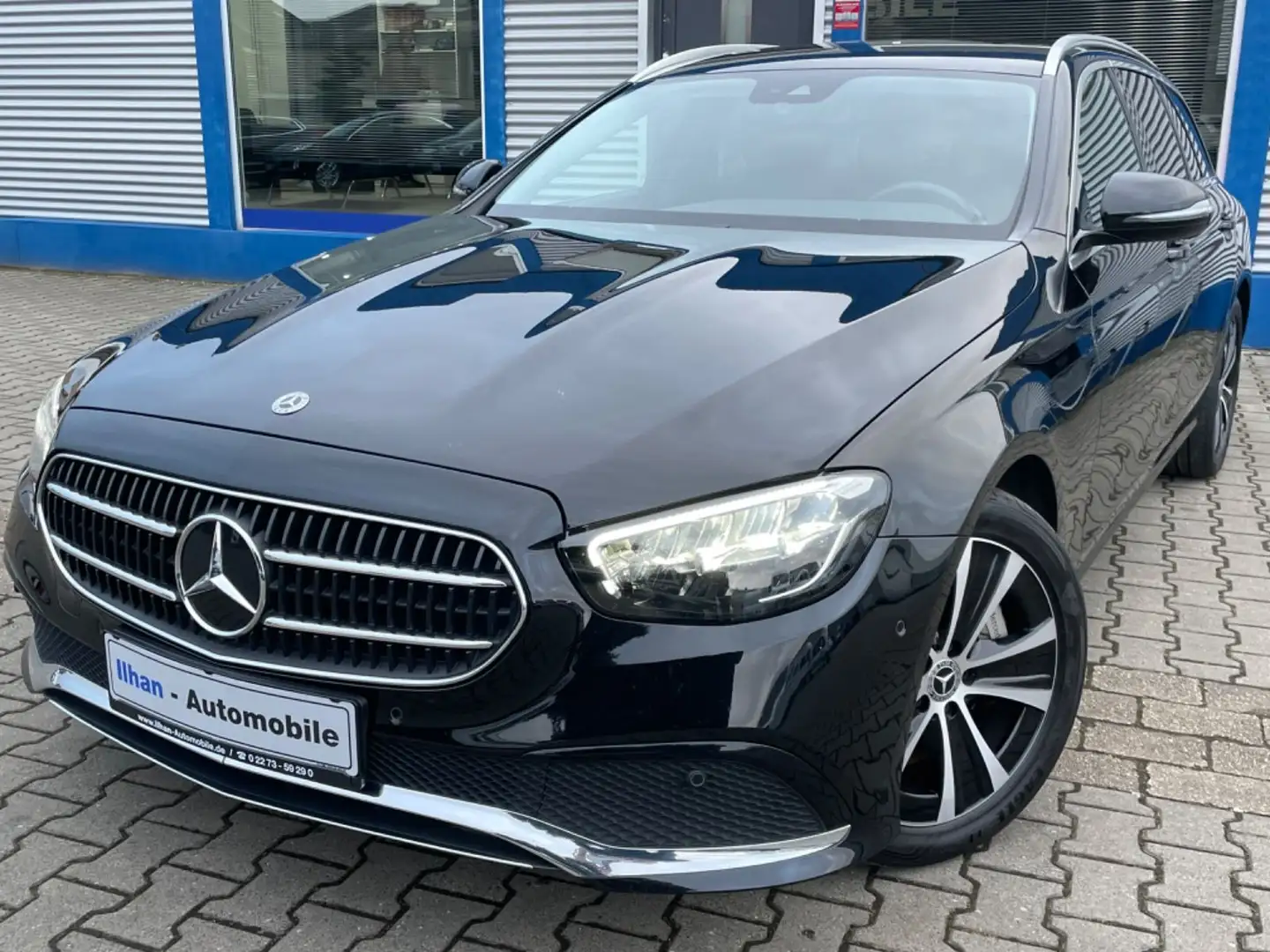 Mercedes-Benz E 300 de T-Modell*LED*LEDER*NAV*RCAM*PDC*WIDE Schwarz - 1