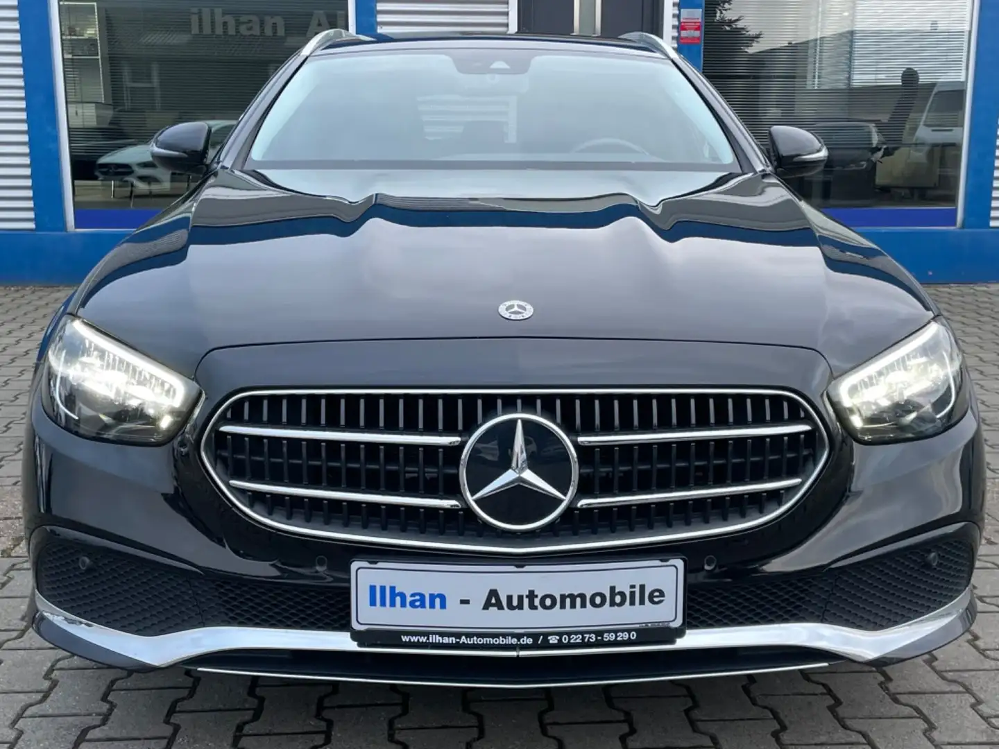 Mercedes-Benz E 300 de T-Modell*LED*LEDER*NAV*RCAM*PDC*WIDE Schwarz - 2