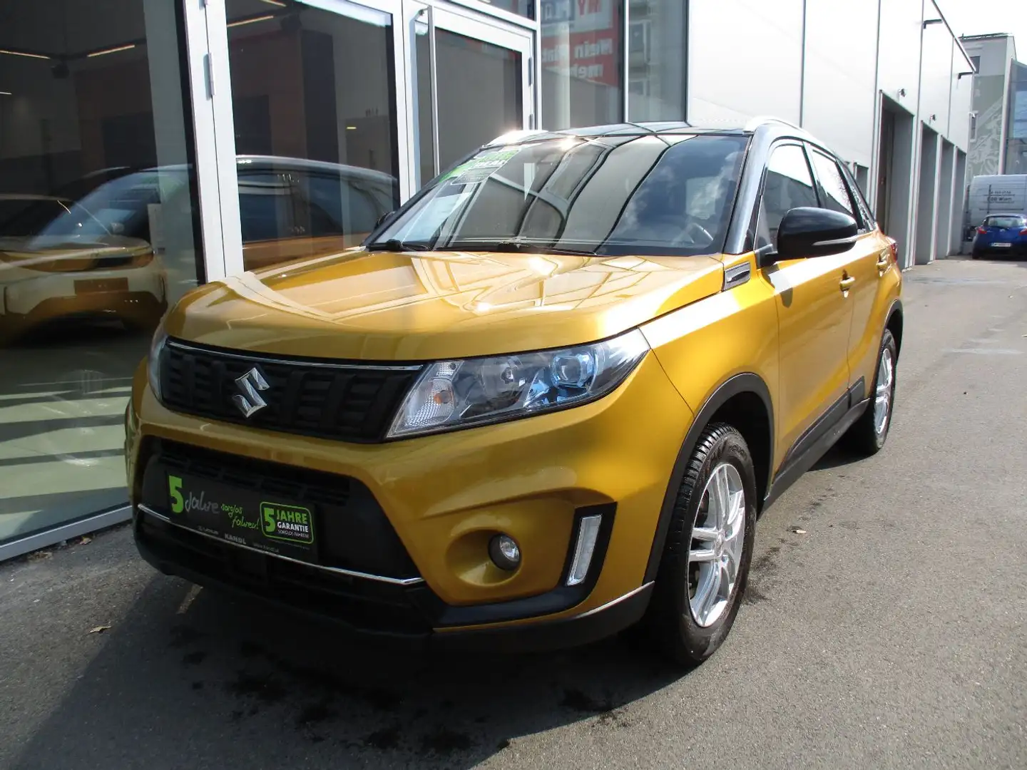 Suzuki Vitara 1.4 DITC ALLGRIP flash ACC+LED+Navi+Pano Gelb - 2
