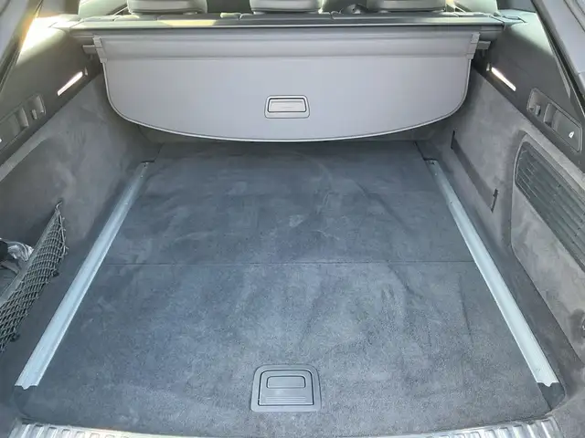 Audi A6 view 14
