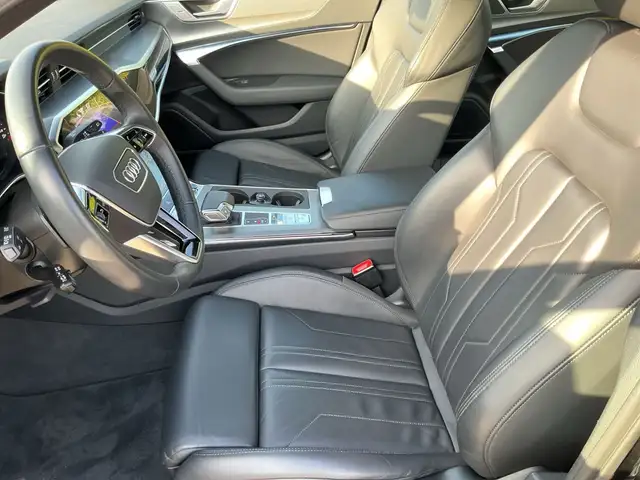 Audi A6 view 12