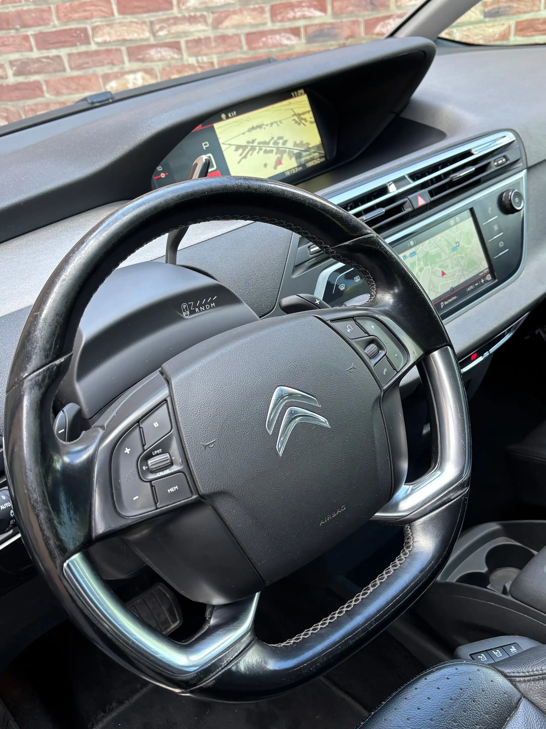 Citroen Grand C4 Picasso Grand C4 Picasso 1.6 BlueHDi Exclusive S — photo 11