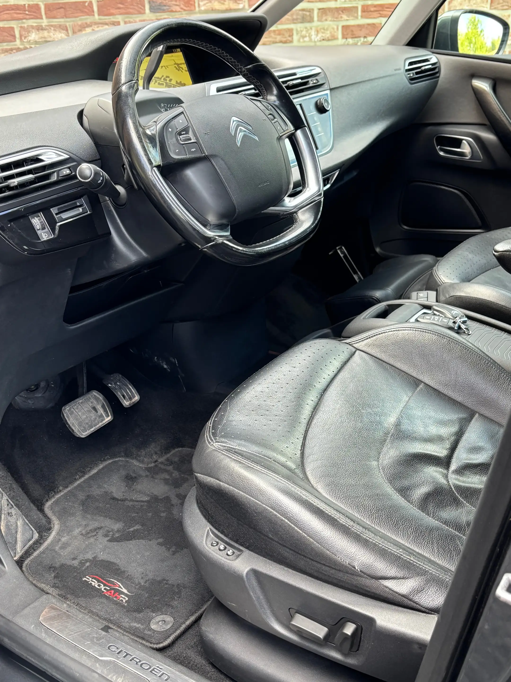 Citroen Grand C4 Picasso Grand C4 Picasso 1.6 BlueHDi Exclusive S — photo 7