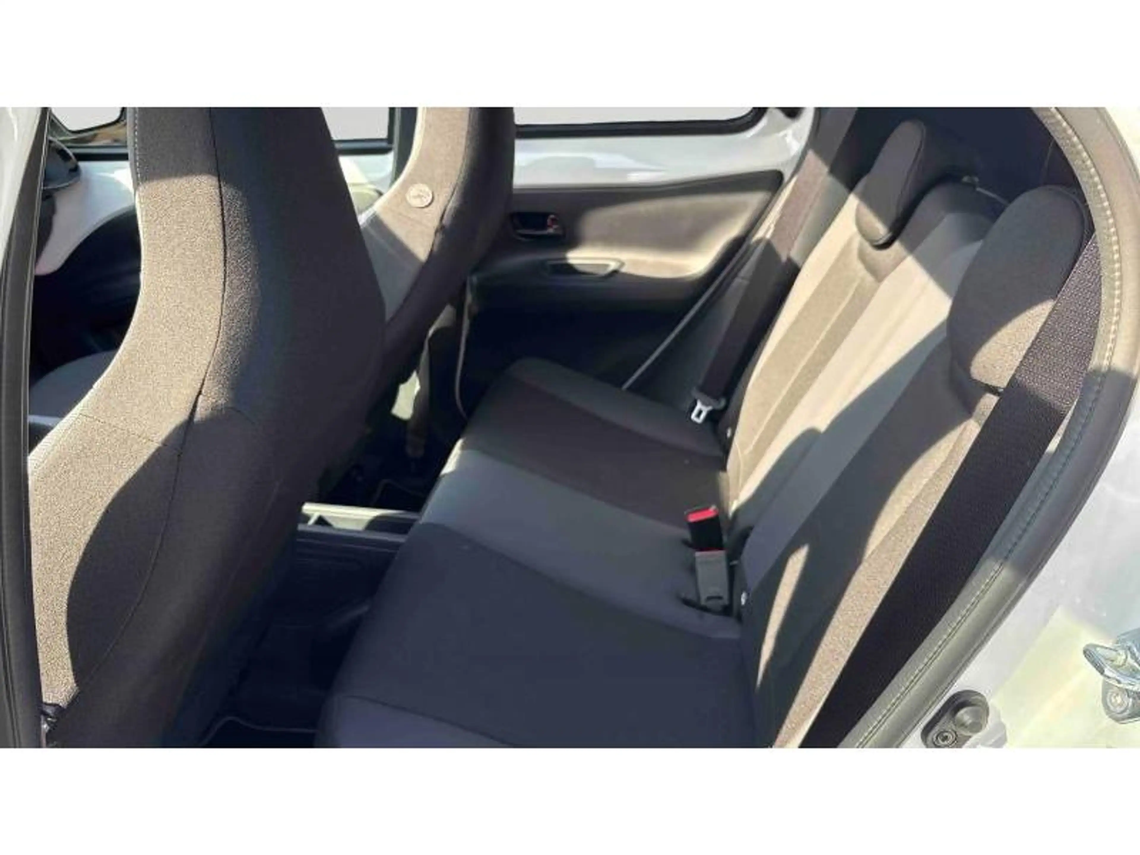 Toyota Aygo X GR — photo 9