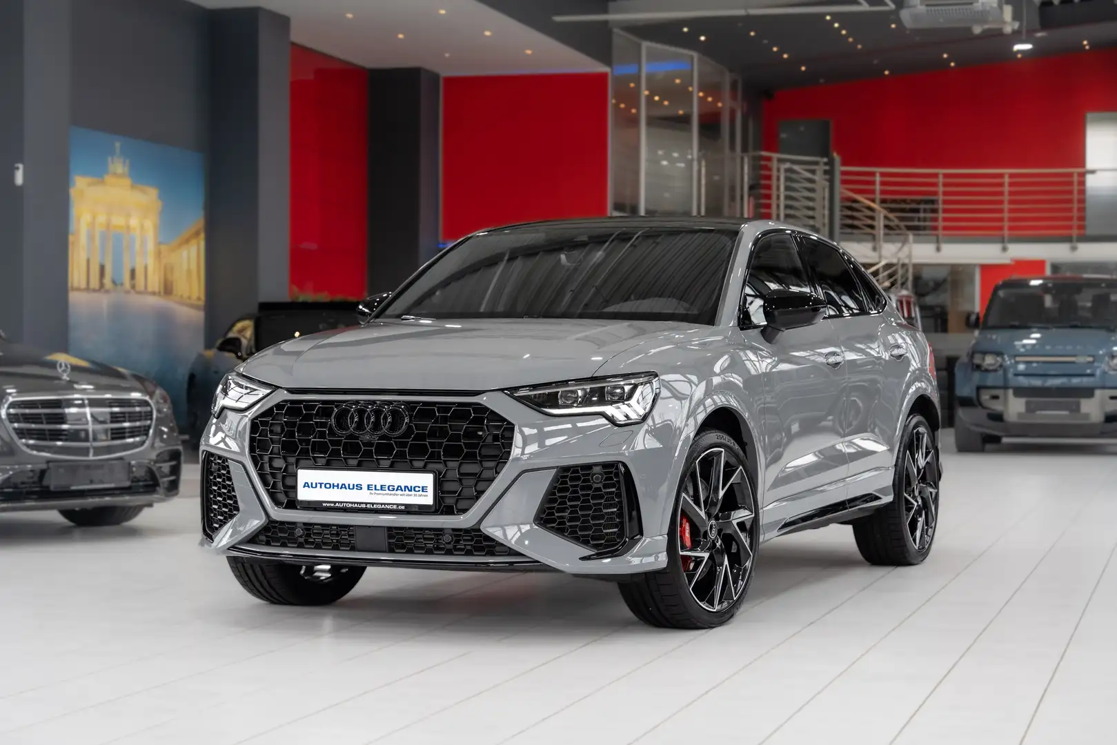 Audi RS Q3 quattro*RS-ABGAS*MATRIX*CARBON* Grey - 1