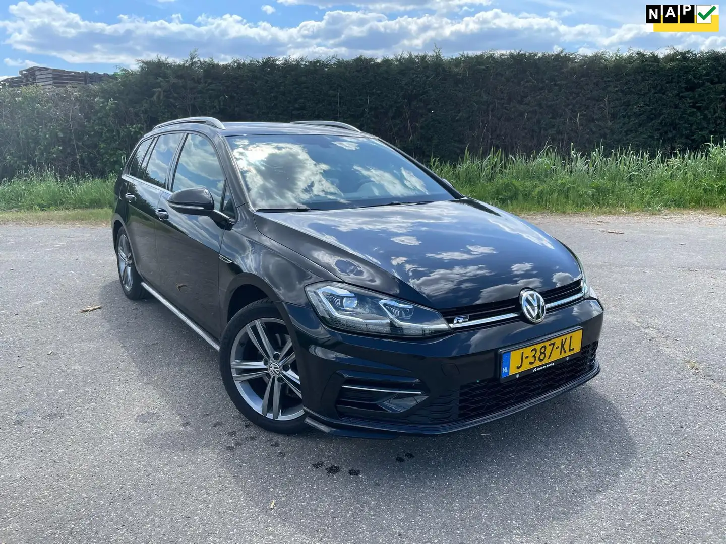 Volkswagen Golf Variant 1.5 TSI Highline R - NED AUTO - CARPLAY - DIGI DAS Negro - 1